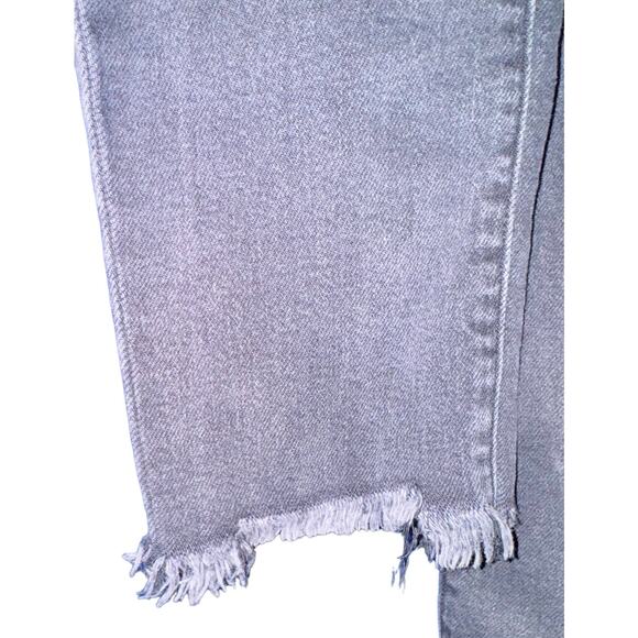 Stylish Black Distressed Women Jeans - Picture 6 of 12